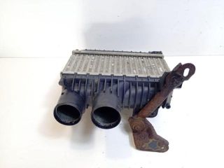 bontott TOYOTA AVENSIS T25 Vízhűtő Radiátor Tartó