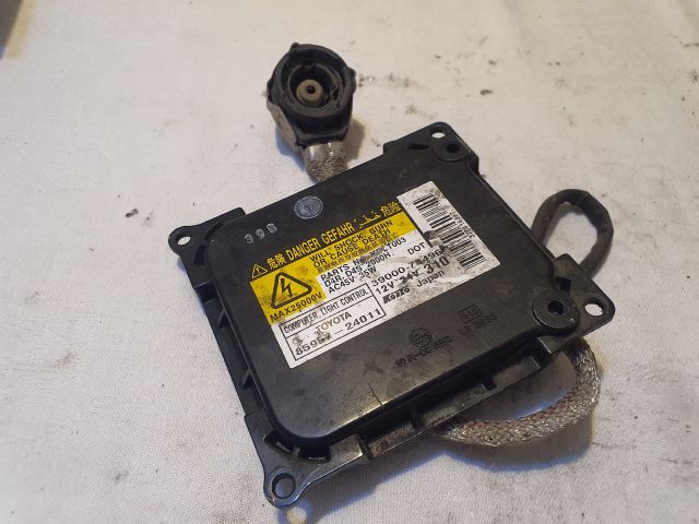 bontott TOYOTA AVENSIS T25 Xenon Trafó