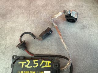 bontott TOYOTA AVENSIS T25 Xenon Trafó