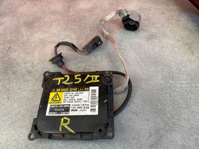 bontott TOYOTA AVENSIS T25 Xenon Trafó