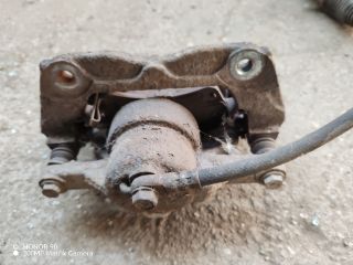 bontott TOYOTA AVENSIS T27 Bal első Féknyereg Munkahengerrel