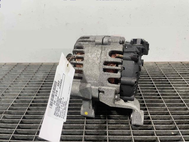 bontott TOYOTA AVENSIS T27 Generátor