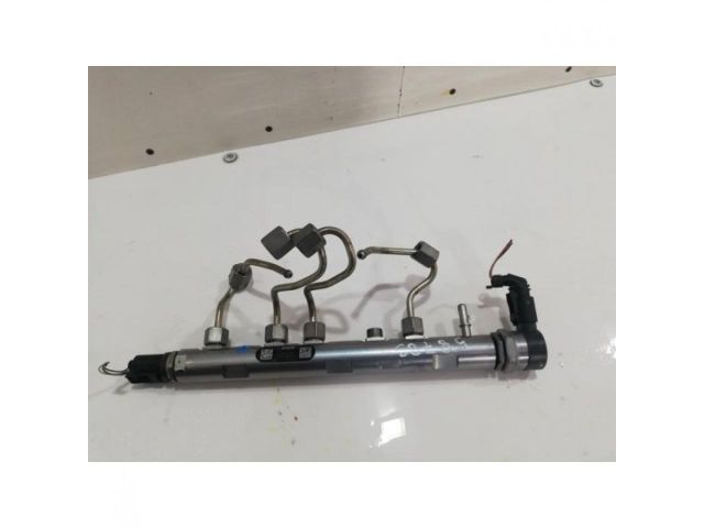 bontott TOYOTA AVENSIS T27 Közösnyomócső