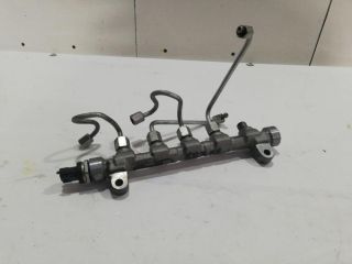 bontott TOYOTA AVENSIS T27 Közösnyomócső