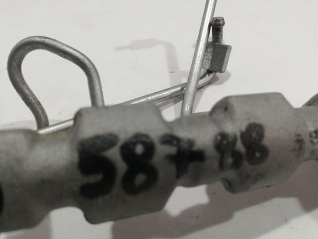 bontott TOYOTA AVENSIS T27 Közösnyomócső