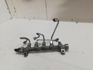 bontott TOYOTA AVENSIS T27 Közösnyomócső