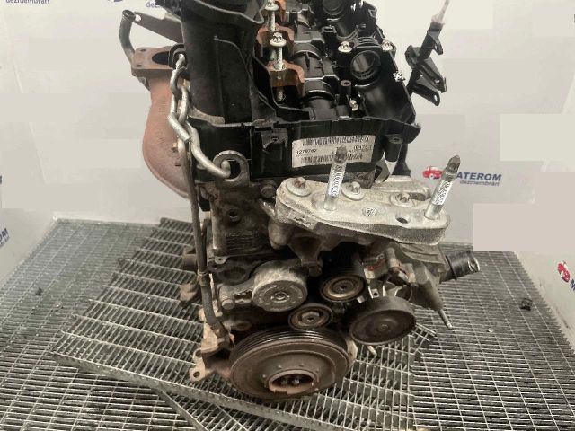 bontott TOYOTA AVENSIS T27 Motor (Fűzött blokk hengerfejjel)
