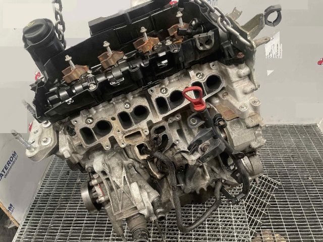 bontott TOYOTA AVENSIS T27 Motor (Fűzött blokk hengerfejjel)