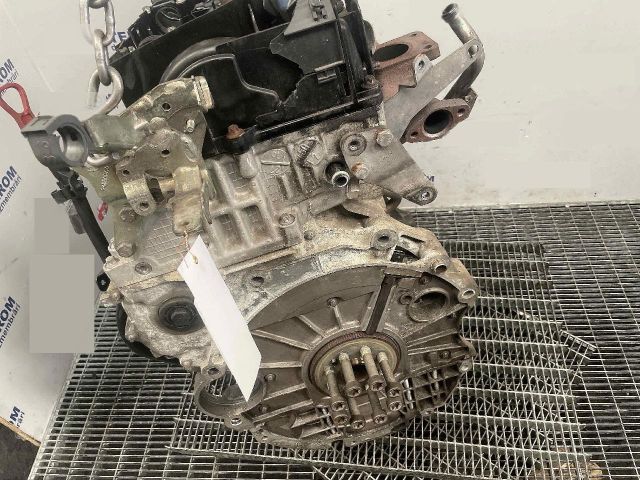 bontott TOYOTA AVENSIS T27 Motor (Fűzött blokk hengerfejjel)