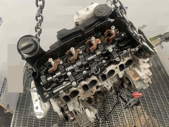 bontott TOYOTA AVENSIS T27 Motor (Fűzött blokk hengerfejjel)