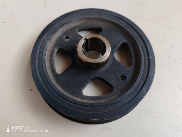 bontott TOYOTA AVENSIS T27 Főtengely Szíjtárcsa