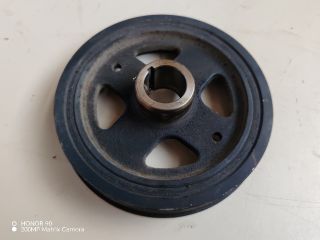 bontott TOYOTA AVENSIS T27 Főtengely Szíjtárcsa