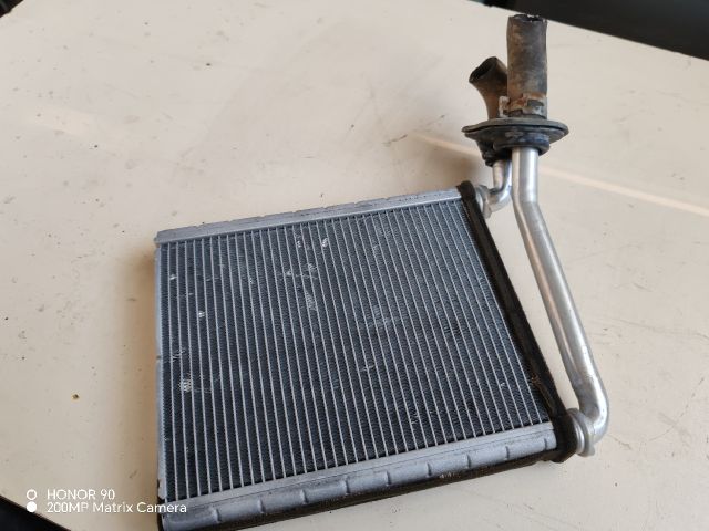 bontott TOYOTA AVENSIS T27 Fűtőradiátor