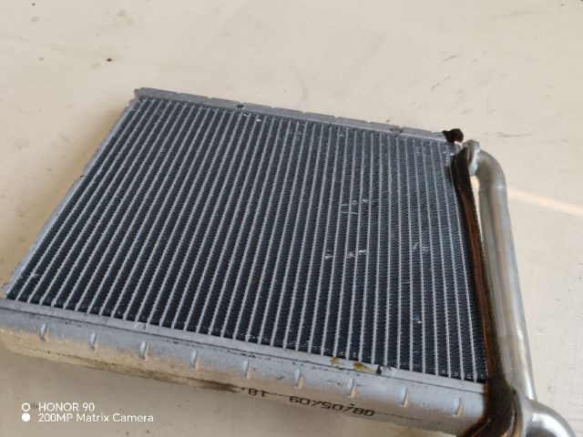 bontott TOYOTA AVENSIS T27 Fűtőradiátor