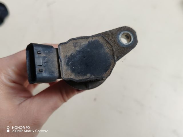 bontott TOYOTA AVENSIS T27 Gyújtótrafó