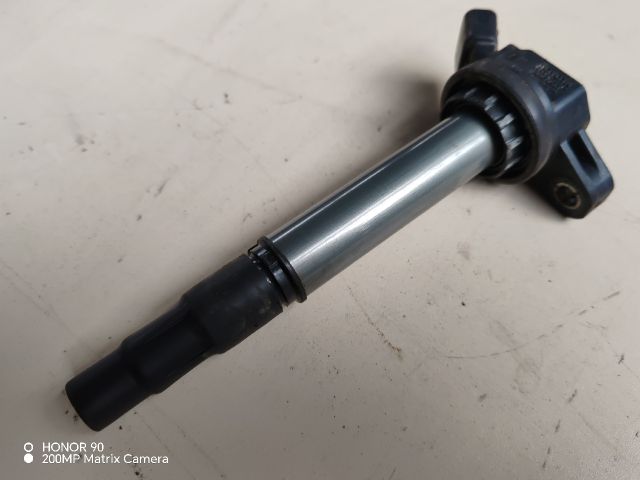 bontott TOYOTA AVENSIS T27 Gyújtótrafó