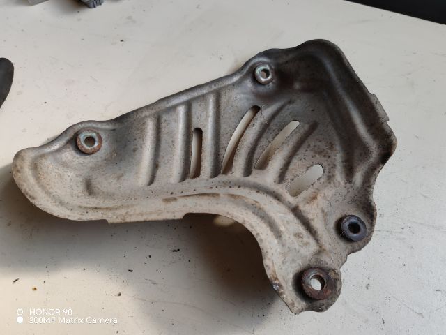 bontott TOYOTA AVENSIS T27 Leömlő Hővédő Lemez