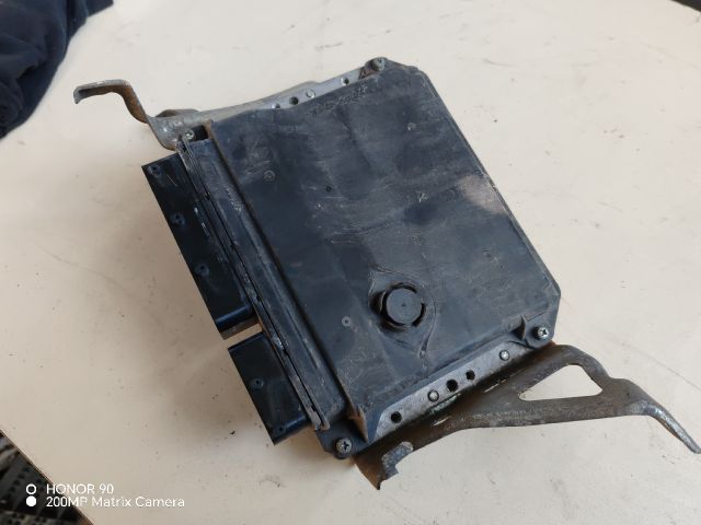 bontott TOYOTA AVENSIS T27 Motorvezérlő