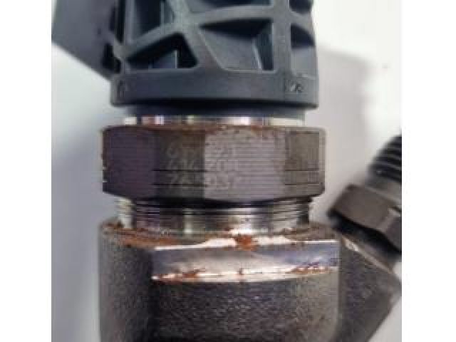 bontott TOYOTA AVENSIS T27 Porlasztó (1 db)