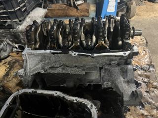 bontott TOYOTA AVENSIS T27 Motorblokk (Fűzött)