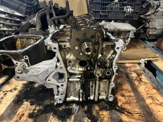 bontott TOYOTA AVENSIS T27 Motorblokk (Fűzött)