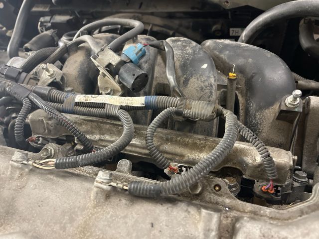 bontott TOYOTA AVENSIS T27 Porlasztó Sor / Híd