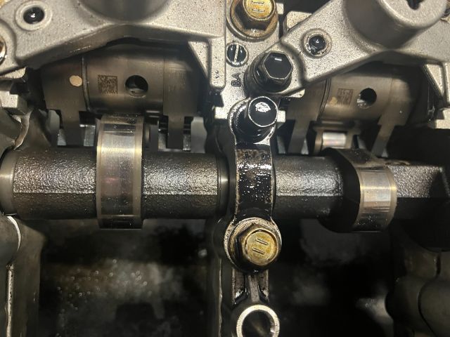 bontott TOYOTA AVENSIS T27 Vezérműtengely Házzal