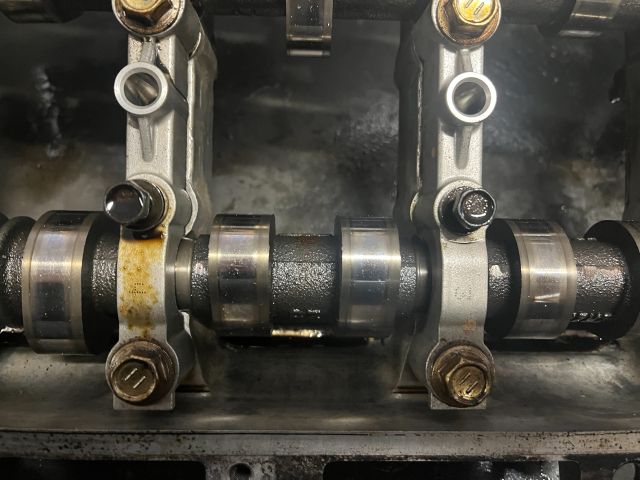 bontott TOYOTA AVENSIS T27 Vezérműtengely Házzal