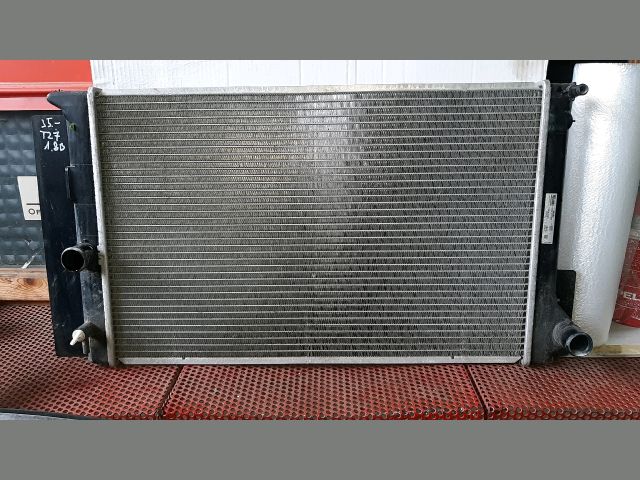 bontott TOYOTA AVENSIS T27 Vízhűtő Radiátor (Nem klímás)