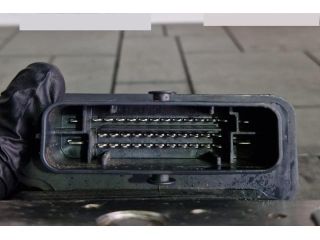 bontott TOYOTA AVENSIS T27 ABS Kocka