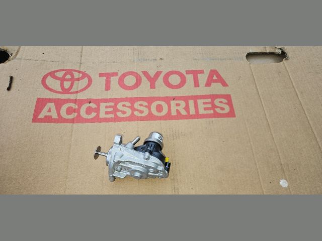 bontott TOYOTA AVENSIS T27 EGR / AGR Szelep