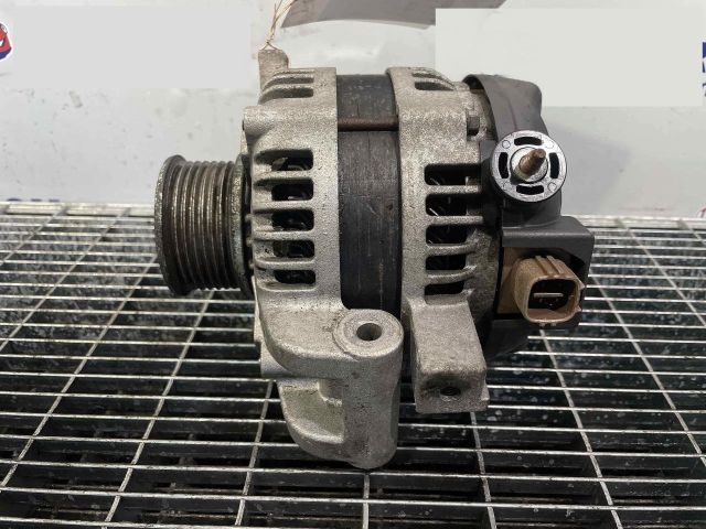 bontott TOYOTA AVENSIS T27 Generátor