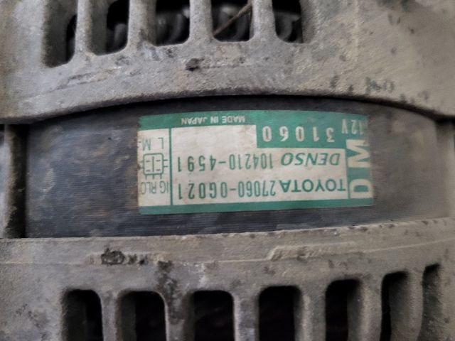 bontott TOYOTA AVENSIS T27 Generátor