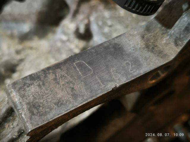 bontott TOYOTA AVENSIS T27 Motor (Fűzött blokk hengerfejjel)