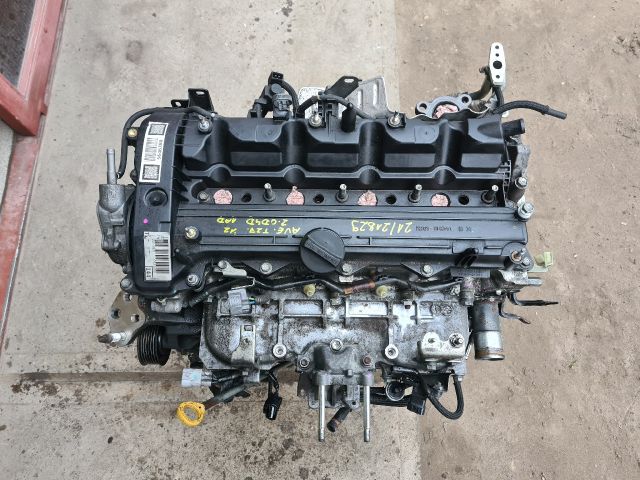 bontott TOYOTA AVENSIS T27 Motor (Fűzött blokk hengerfejjel)