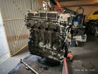 bontott TOYOTA AVENSIS T27 Motor (Fűzött blokk hengerfejjel)