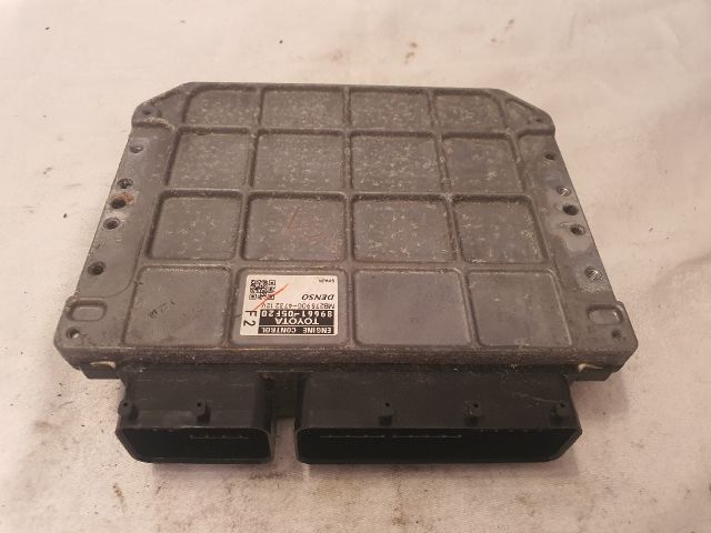 bontott TOYOTA AVENSIS T27 Motorvezérlő