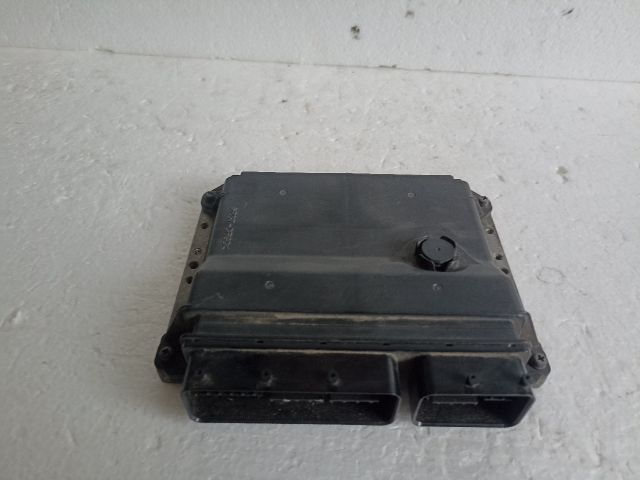 bontott TOYOTA AVENSIS T27 Motorvezérlő