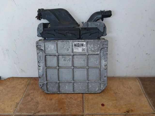 bontott TOYOTA AVENSIS T27 Motorvezérlő