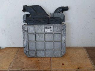 bontott TOYOTA AVENSIS T27 Motorvezérlő