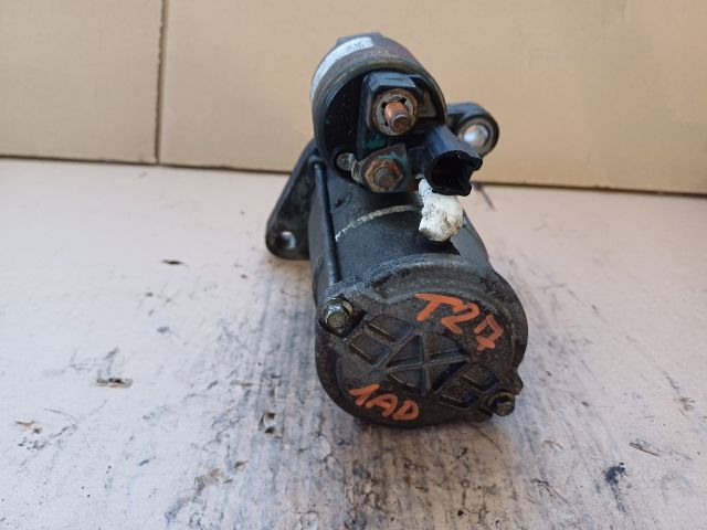 bontott TOYOTA AVENSIS T27 Önindító