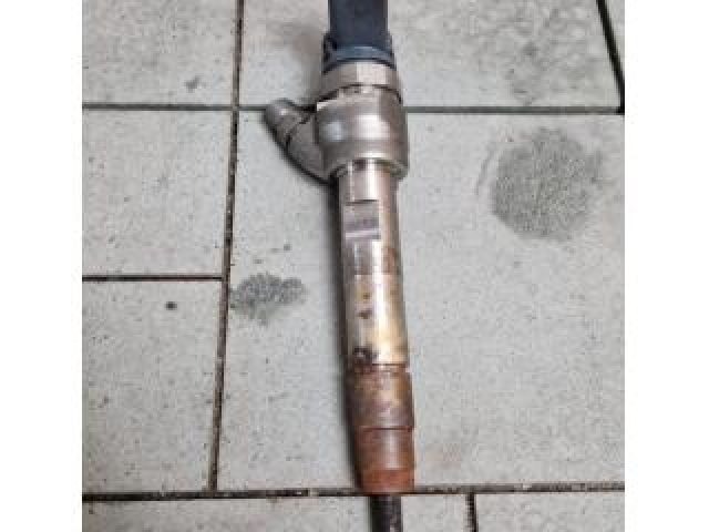 bontott TOYOTA AVENSIS T27 Porlasztó (1 db)