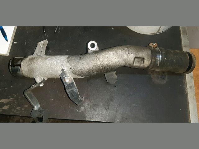 bontott TOYOTA AVENSIS T27 Turbócső