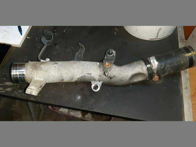 bontott TOYOTA AVENSIS T27 Turbócső