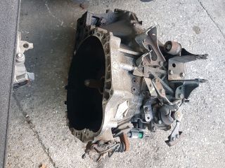 bontott TOYOTA AVENSIS T27 Váltó (Mechanikus)