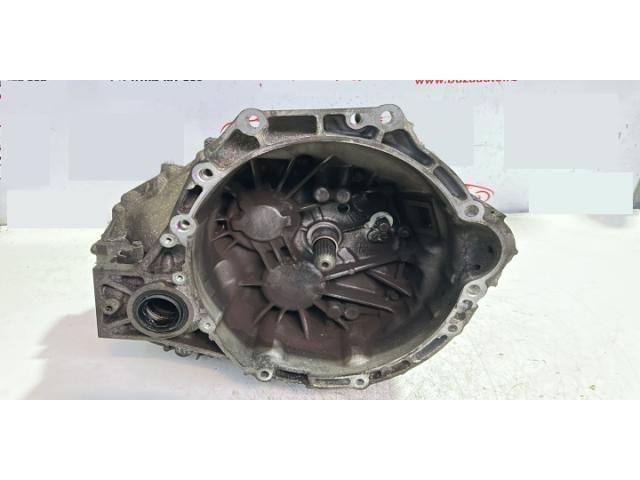 bontott TOYOTA AVENSIS T27 Váltó (Mechanikus)