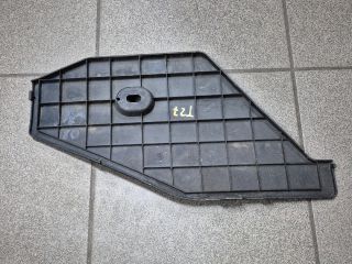 bontott TOYOTA AVENSIS T27 Akkumulátor Fedél