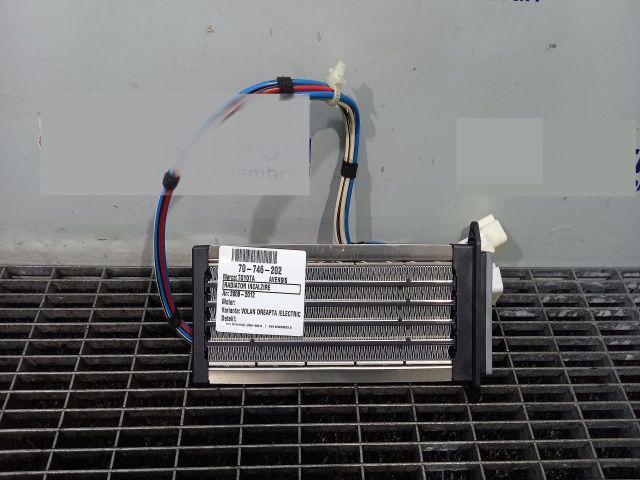 bontott TOYOTA AVENSIS T27 Fűtőradiátor