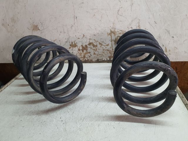 bontott TOYOTA AVENSIS T27 Hátsó Rugó Pár