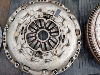 bontott TOYOTA AVENSIS T27 Kuplung Szett Lendkerékkel